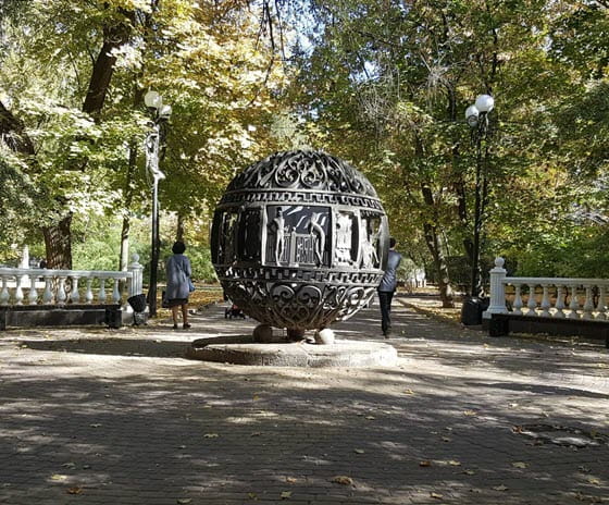 Прогуляйтесь в парке Горького