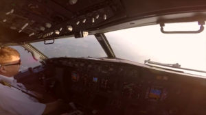 Полёт в кабине, глазами летчиков авиакомпании «Победа» (видео)