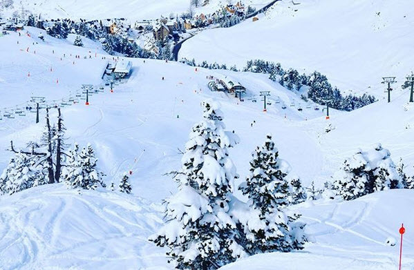 Один из лучших горнолыжных курортов Бакейра-Берет в Каталонии